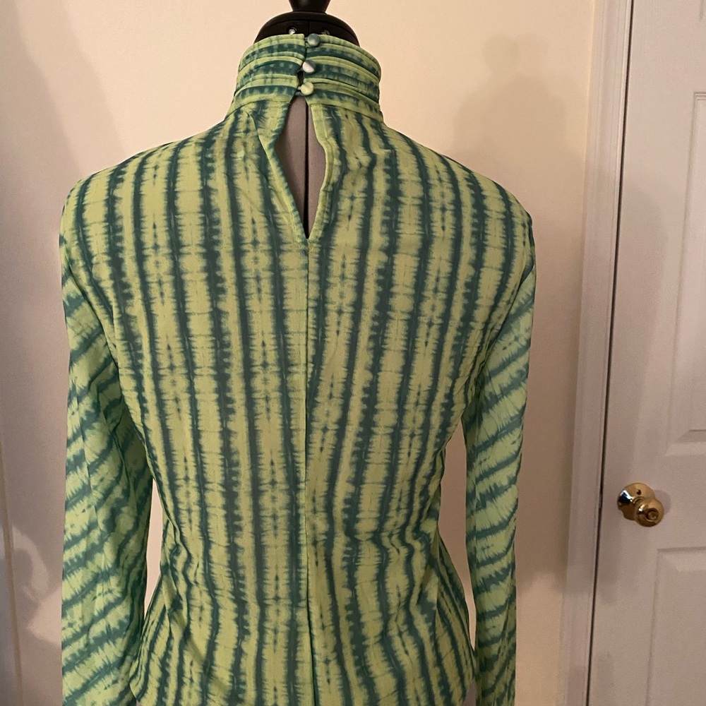 NWOT Valencia & Vine Tye Dye Blouse - Picture 6 of 8